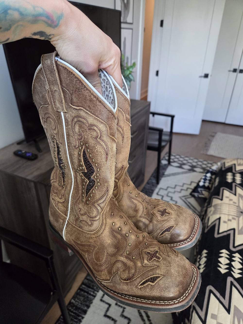 Laredo Brown Leather Western Boots with Leopard Lining